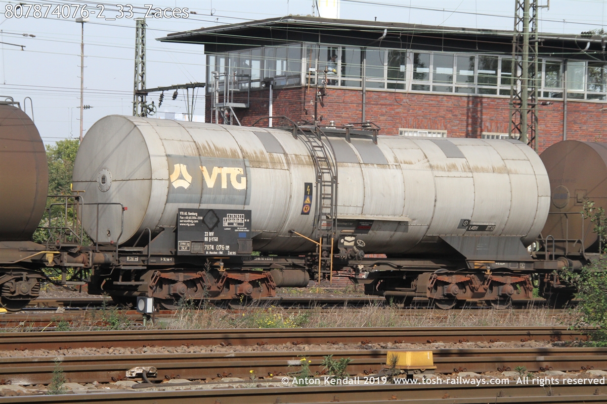 807874076-2_33_Zaces.JPG